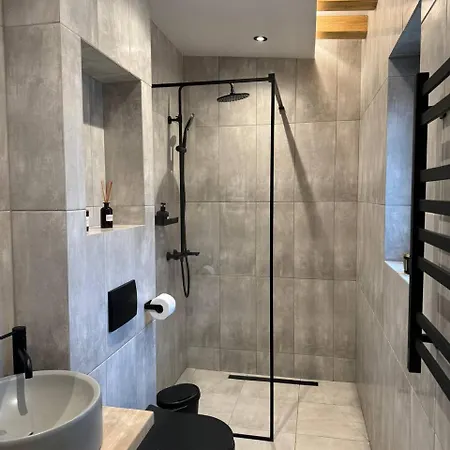 лісогори Apartment *