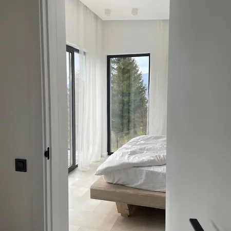 лісогори Apartment *